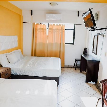 Hotel Roble Zihuatanejo Exteriör bild